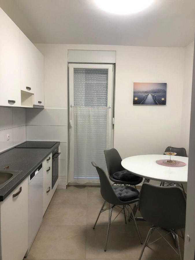 Апартаменти Apartman Lana Задар Екстер'єр фото